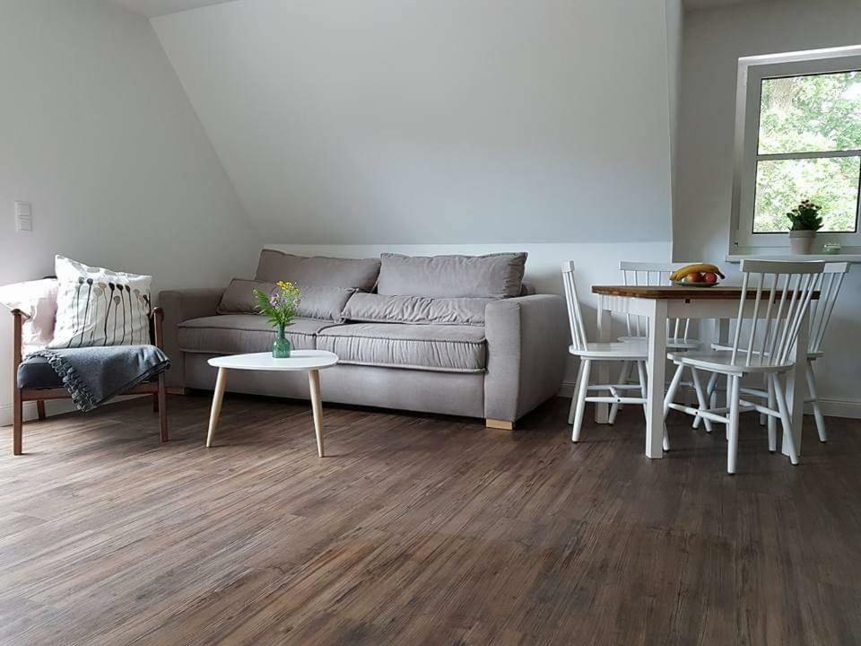 Darsser Strandgut - Haus Ahrenshooper Holz Buitenkant foto