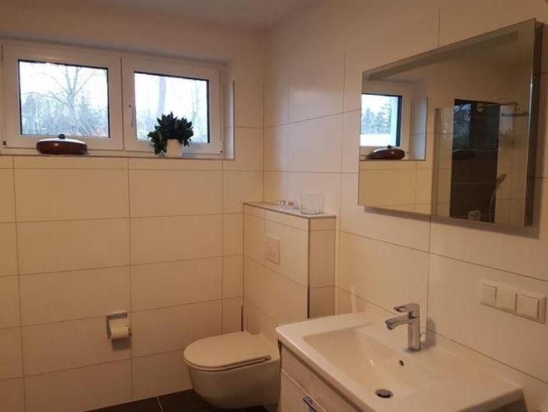 Darsser Strandgut - Haus Ahrenshooper Holz Buitenkant foto